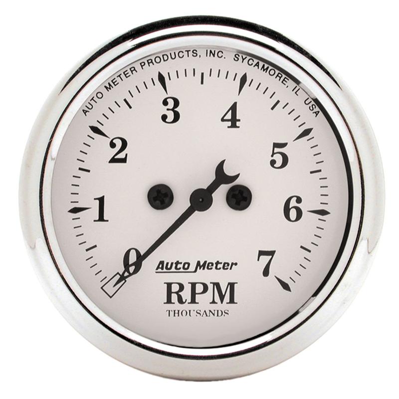 AutoMeter 1600 Gauge Kit 2-Piece Quad & Speedometer 3-3/8in Old Tyme White