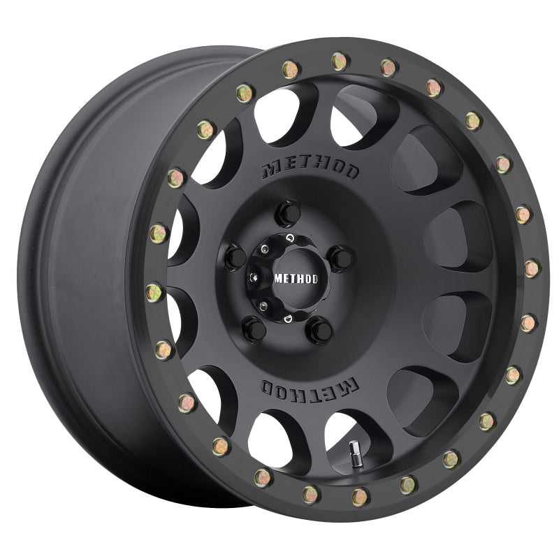 Method MR105 Beadlock 17x9 -38mm Offset 5x4.5 83mm CB Matte Black with BH-H24125 Wheel