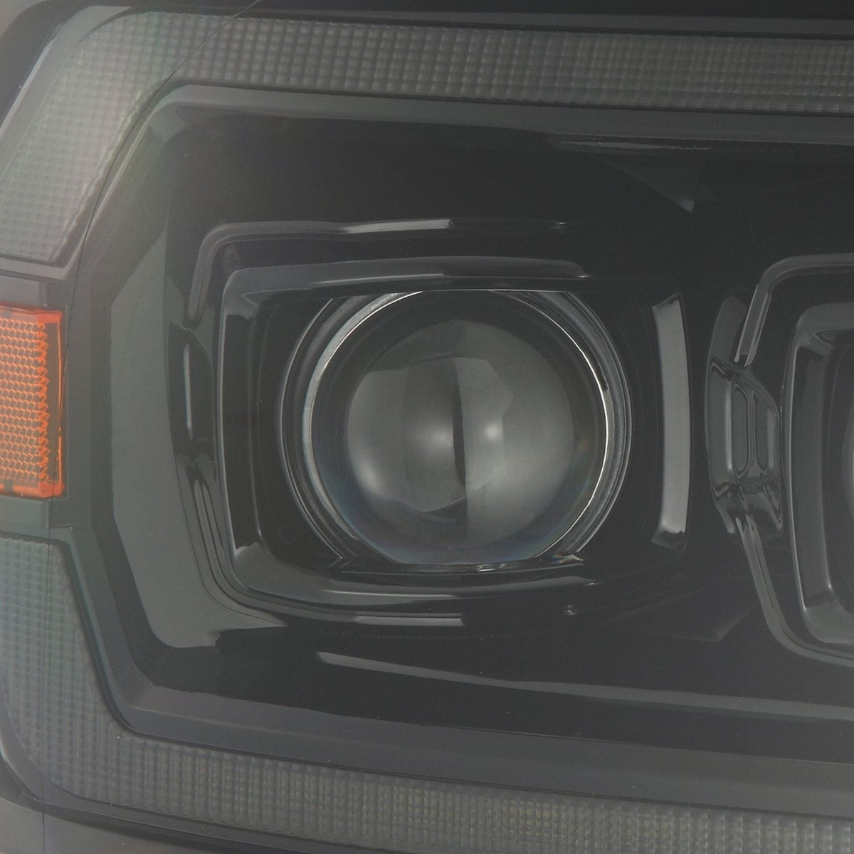AlphaRex 880134 04-08 Ford F150 PRO-Series Projector Headlights Alpha-Black w/ Sequential Signal and DRL
