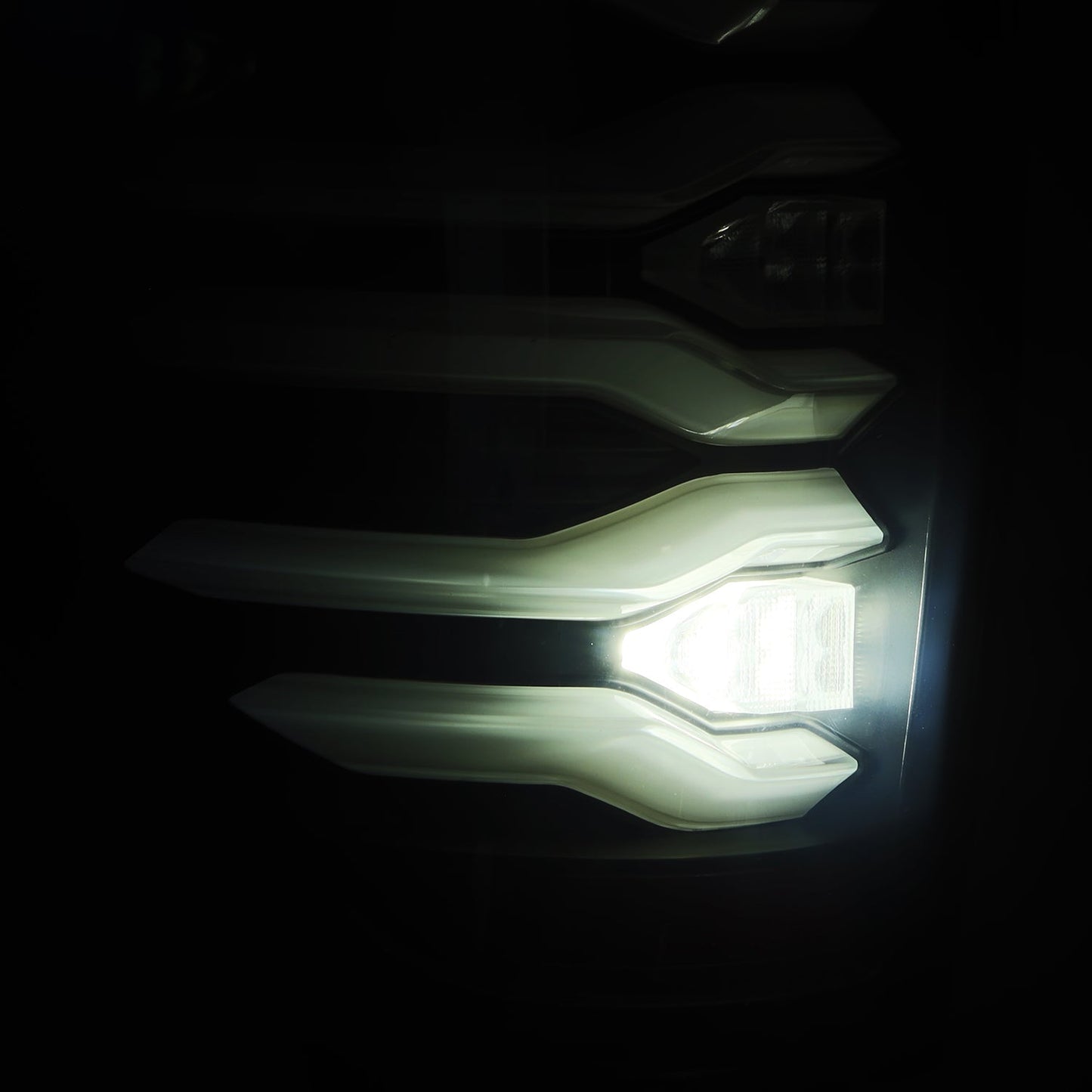 AlphaRex 653070 09-14 Ford F150 LUXX LED Taillights - Black Housing