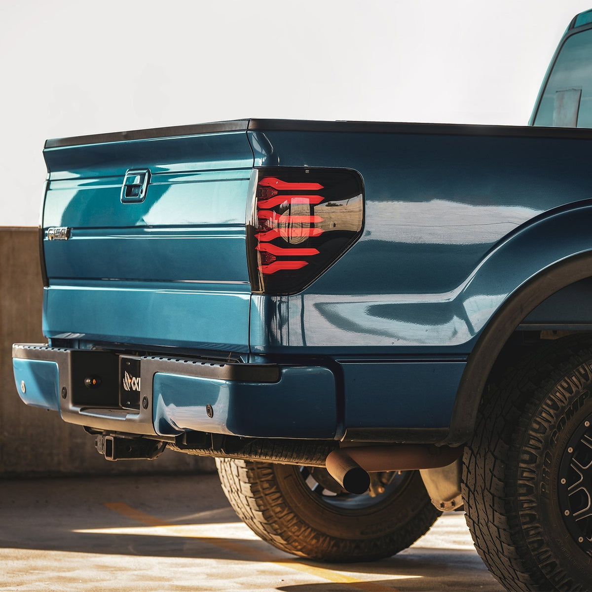 AlphaRex 653070 09-14 Ford F150 LUXX LED Taillights - Black Housing