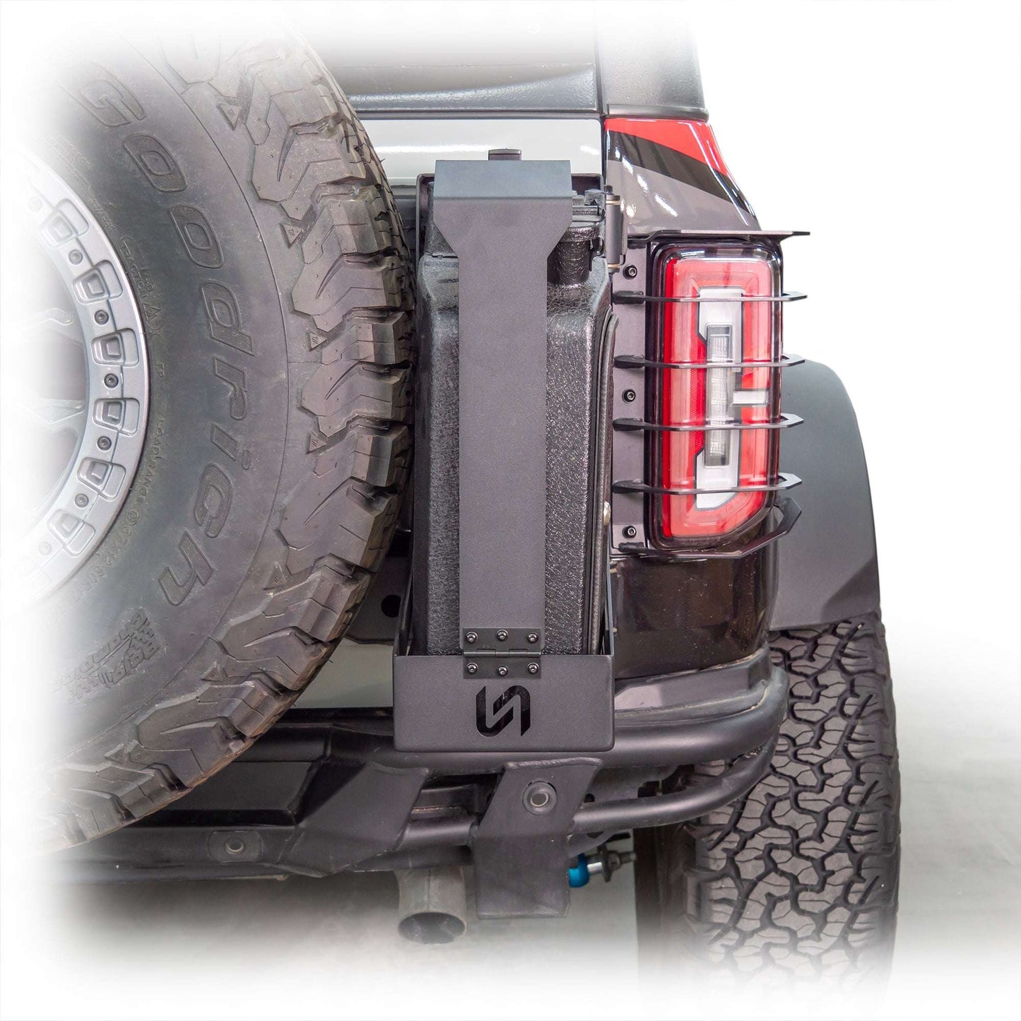 Turn Offroad EA8-M1 for 2021+ Ford Bronco Tailgate Jerry Can Mount