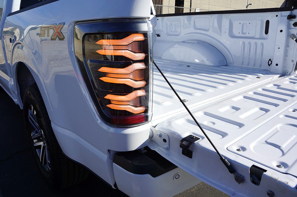 AlphaRex 653020 21-22 Ford F-150 LUXX LED Taillights