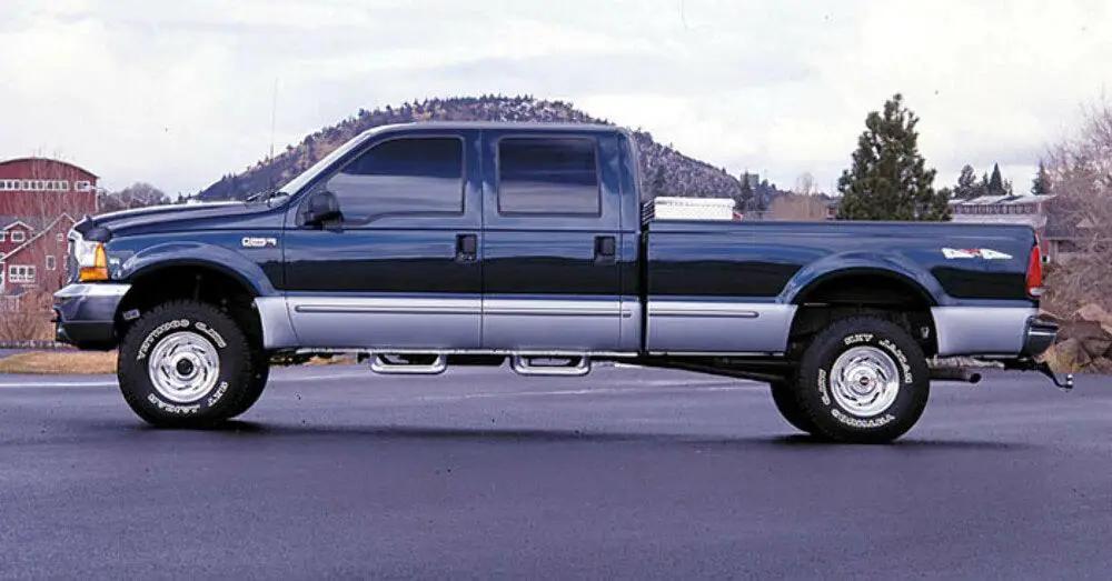 Tuff Country 22961KN 2.5in Leveling Kit Front SX8000 for 2000-2004 Ford F-250 4WD (351 Gas)
