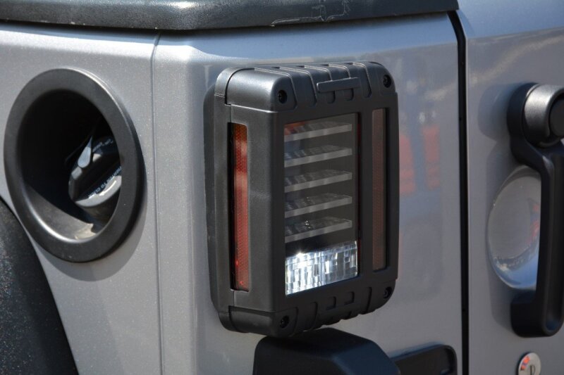 DV8 Offroad 07-18 Jeep Wrangler JK Octagon LED Tail Light - #TLJK-02