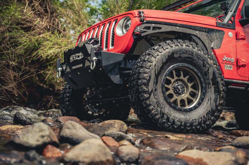 DV8 Offroad 2018+ Jeep Wrangler JL Front Inner Fenders - Black - #INFEND-03FB