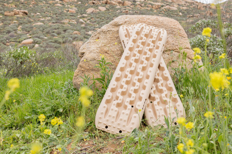 DV8 Offroad DV8 Xtract Traction Boards | Pair | Tan - #RTB1-02TN