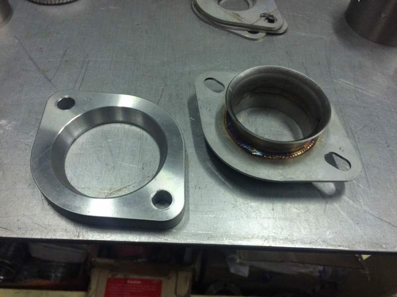 Invidia HS02SWIAPD 02-UP Subaru 3" downpipe to OEM 2.5" Exhaust Adapter