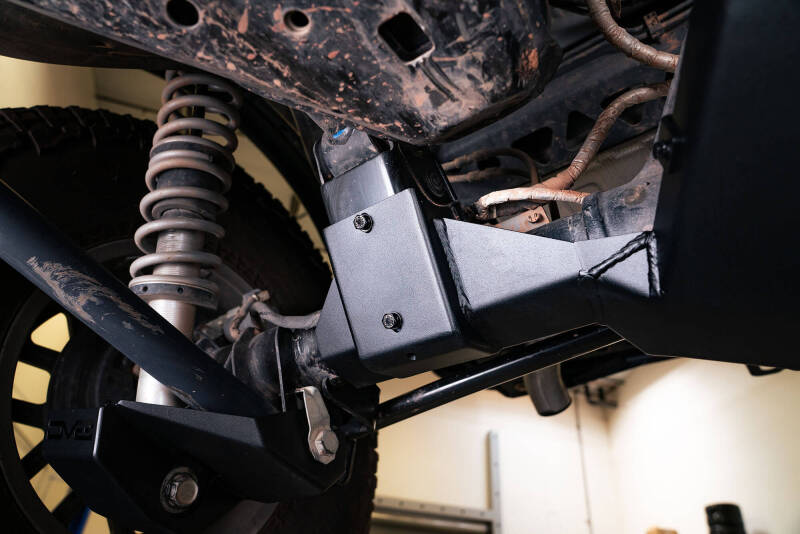 DV8 Offroad 21-22 Ford Bronco Rear Differential Skid Plate - #SPBR-03