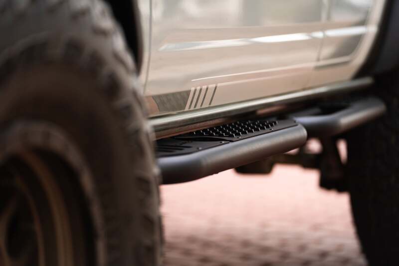DV8 Offroad 21-22 Ford Bronco OE Plus Series Side Steps - #SRBR-02