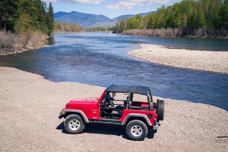 Bestop 97-02 Jeep Wrangler TJ Header Safari Bikini (Black Denim)