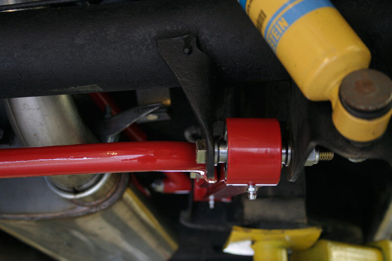 UMI Performance 4034-R 1in Solid CrMo Rear Sway Bar Red for 1964-1972 GM A-Body