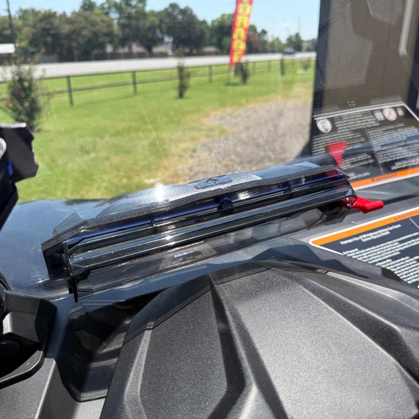 Seizmik 18-24 Can-Am Maverick Trail Vented Tool-Less Windshield Hardcoat 50-55326KIT