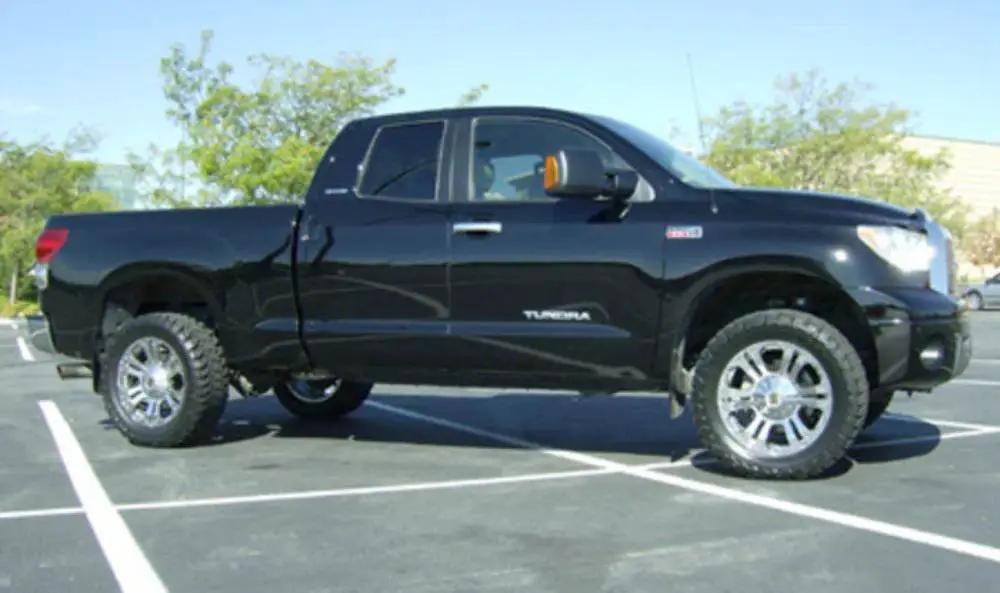 Tuff Country 53070 2.5in Lift Kit No Shocks for 2007-2022 Toyota Tundra 4WD/2WD (Excludes TRD Pro)