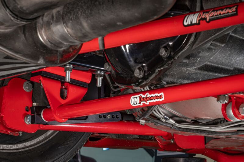 UMI Performance 2147-R Rear Sway Bar Splined Red for 1982-2002 GM F-Body