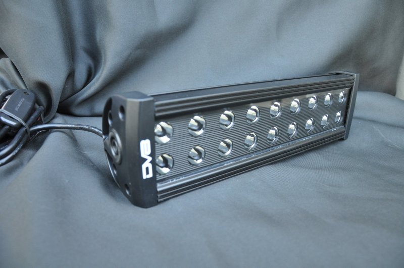 DV8 Offroad BRS Pro Series 12in Light Bar 72W Flood/Spot 3W LED - Black - #BR12E72W3W
