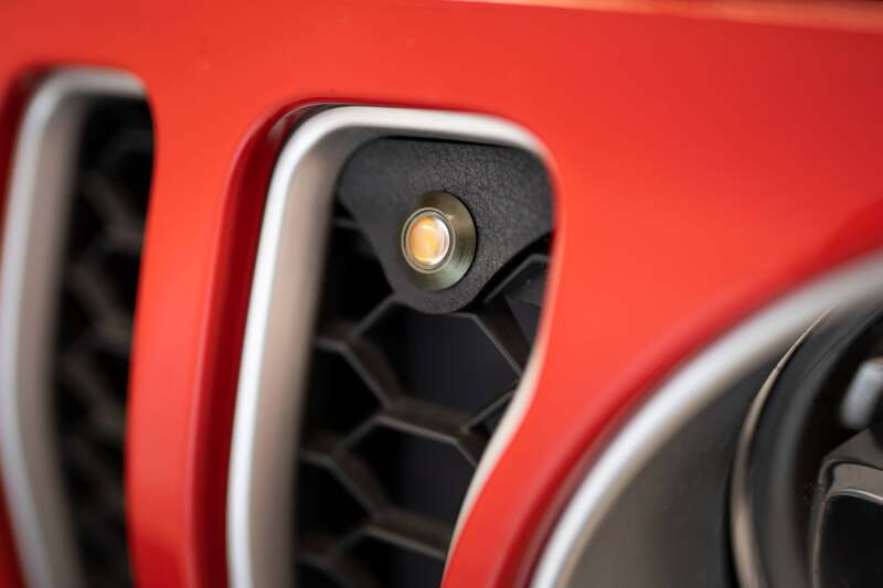 DV8 Offroad 2018+ Jeep JL Grill Amber Marker Lights - #GRJL-02