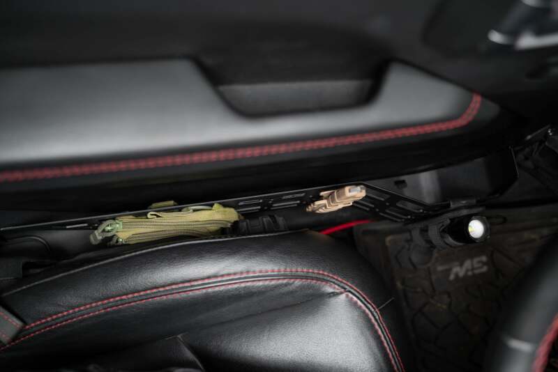 DV8 Offroad 18-20 Jeep Wrangler (JL)/Gladiator (JT) Front Door Pocket Molle Panels - #MPJL-05