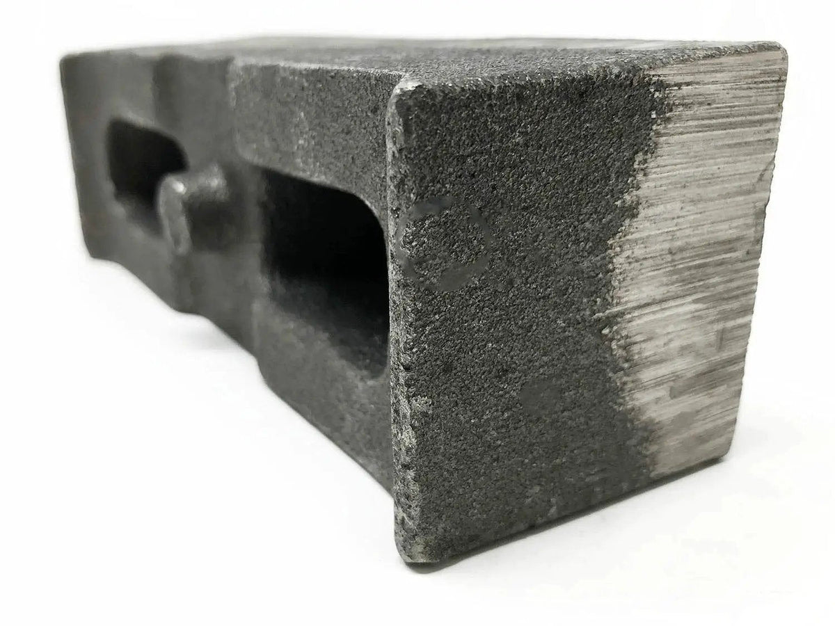 Tuff Country 79062 2in Cast Iron Lift Blocks Pair for 2001-2010 Chevrolet Silverado 2500HD/3500 4WD