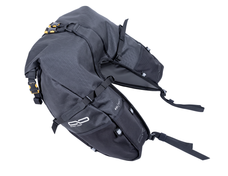 Giant Loop CSB25-B Coyote Saddlebag 39L Black Motorcycle