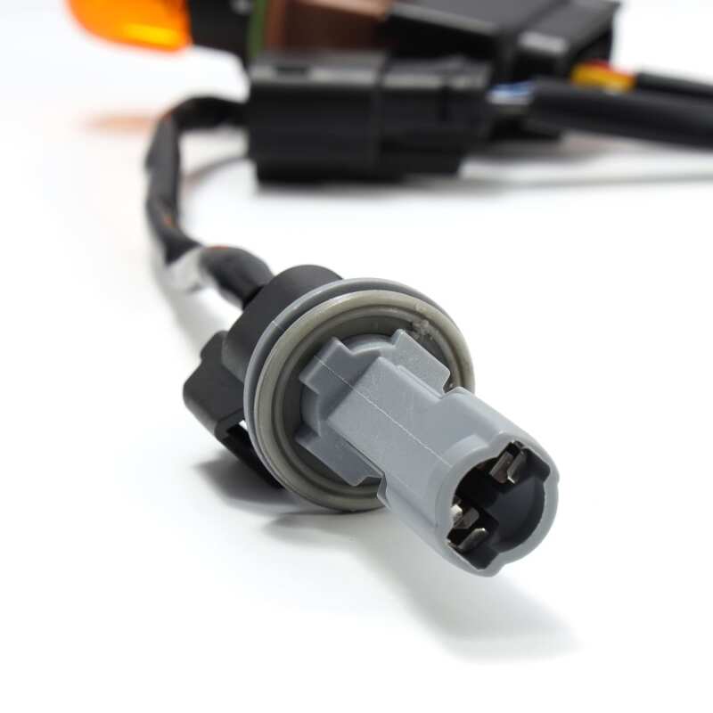 AlphaRex 810008 18-20 Ford F-150 Lariat Wiring Adapter Stock Projector Headlight to AlphaRex Headlight Converter