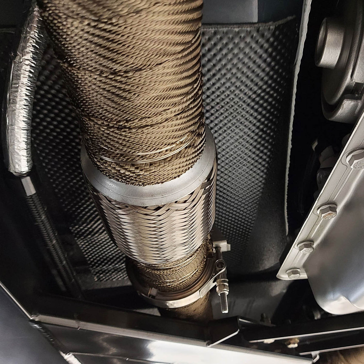 DEI Exhaust Wrap 1in x 100ft - Titanium