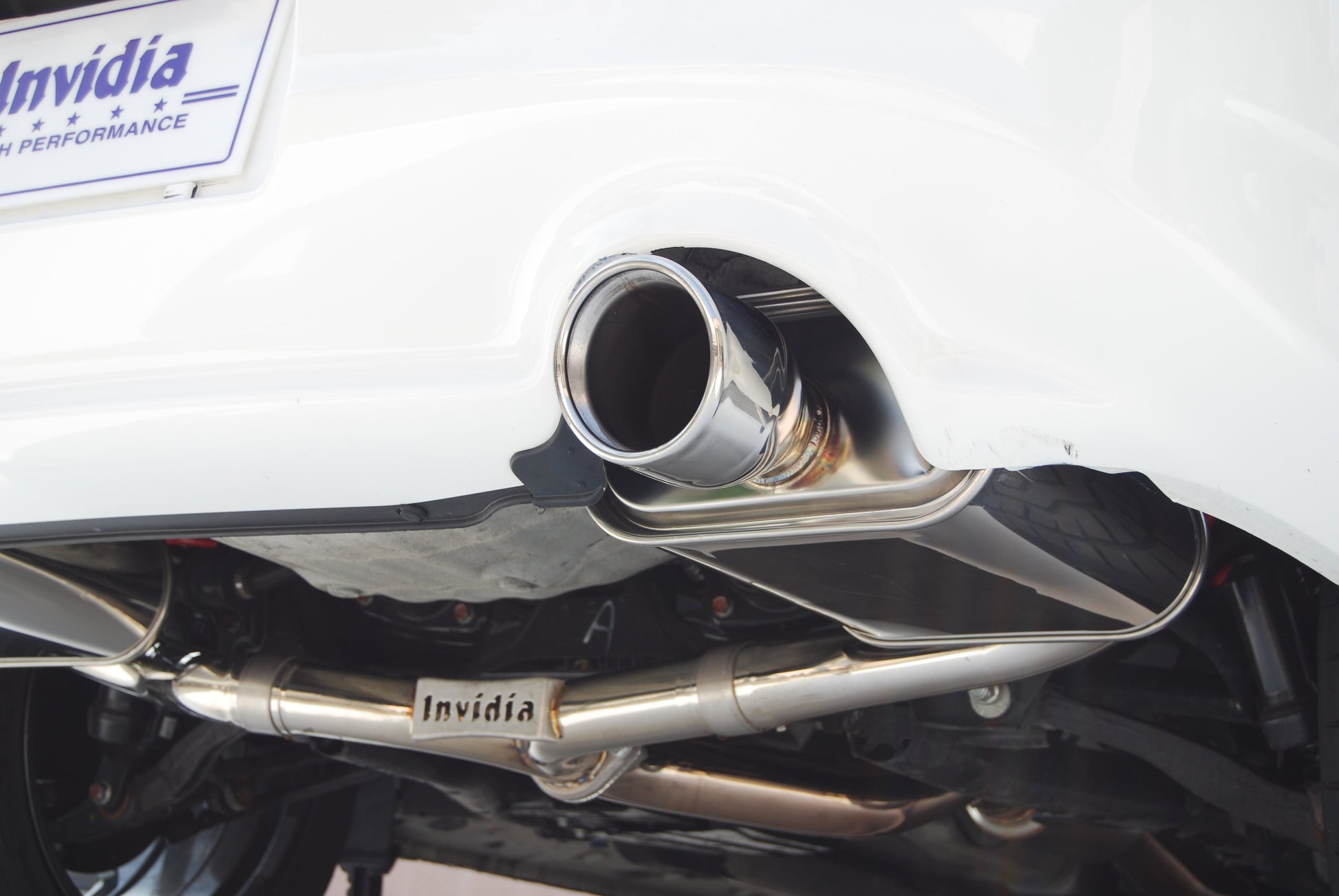 Invidia HS00HS1GT3 00-09 Honda S2000 Q300 S.S.Tips Cat-back Exhaust