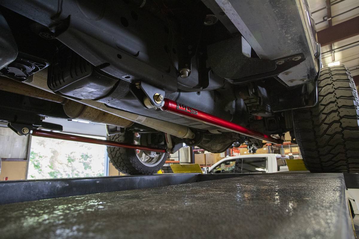 Wehrli Custom Fabrication WCF100876-GB DCLB/CCLB 68in Traction Bar Kit Gloss Black for 2020-2026 Chevrolet Silverado / GMC Sierra 2500 HD / 3500 HD 6.6L Duramax
