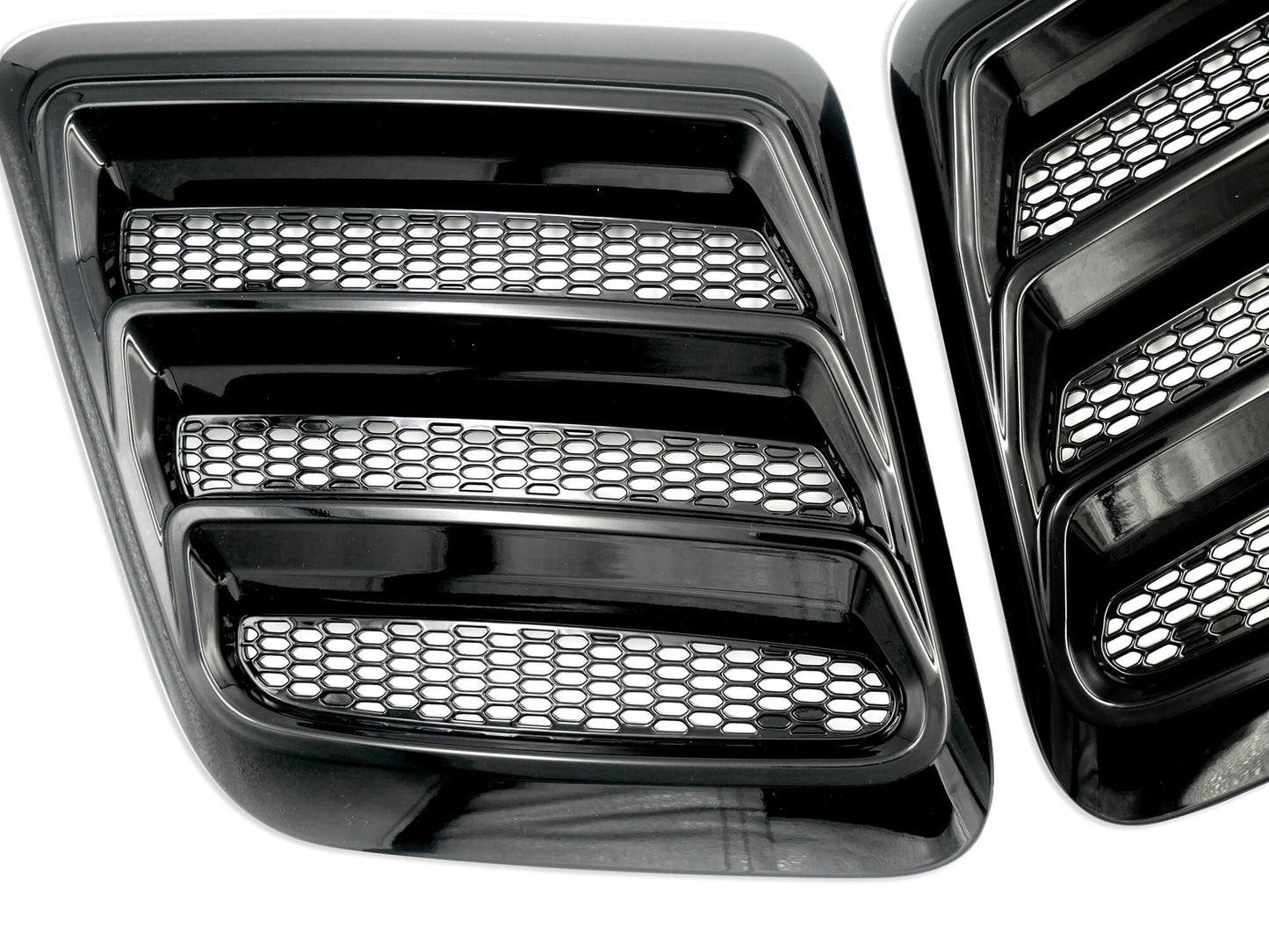 Roush Hood Heat Extractors - Gloss Black for 2018-2023 Mustang 422325