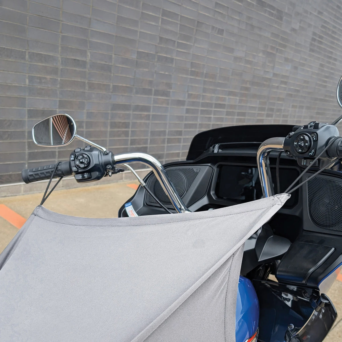 DEI Motorcycle Seat Shade with Hooks/Straps/Storage Bag