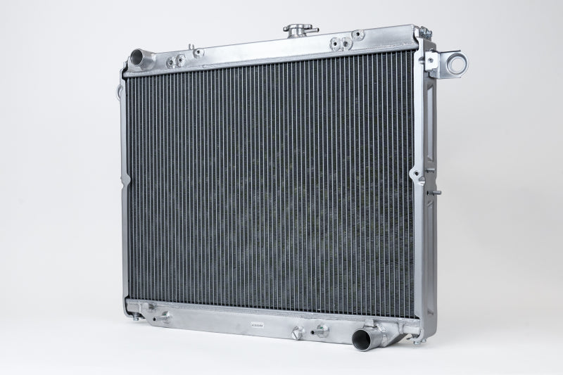 CSF 7207 Alum Radiator for 98-07 Toyota Land Cruiser / Lexus LX470 Heavy Duty