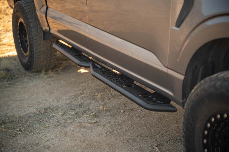 DV8 15-24 Ford F-150 Crew Cab - OE Plus Side Steps - #SRFF1-01
