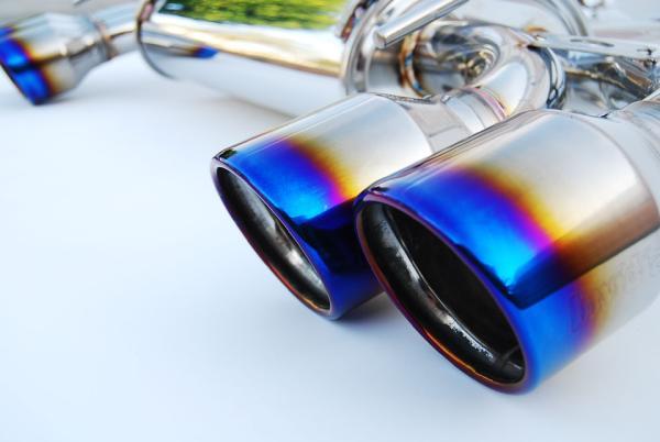 Invidia HS08STIG3T 08-14 Subaru STI 11-14 WRX Hatchback Q300 Quad Titanium tip Cat-back Exhaust