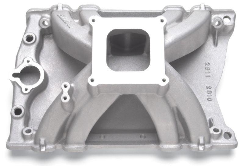 Edelbrock 2810 Manifold Victor Oldsmobile with Standard Square-Bore Flange