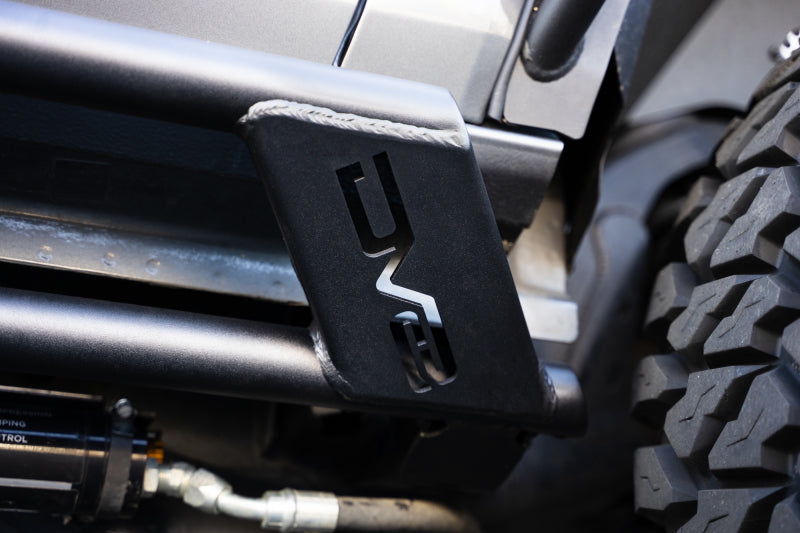 DV8 Offroad 21-23 Ford Bronco FS-15 Series 2-Door Rock Sliders - #SRBR-04