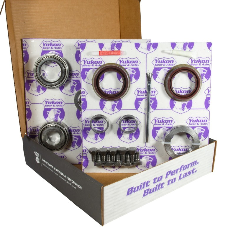 Yukon Gear & Axle YGK2033 8.6in for GM 4.11 Rear Ring & Pinion Install Kit Axle Bearings and Seal