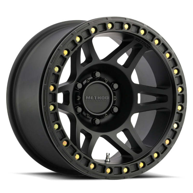 Method MR106 Beadlock 17x9 -44mm Offset 8x6.5 130.81mm CB Matte Black with BH-H36125 Wheel