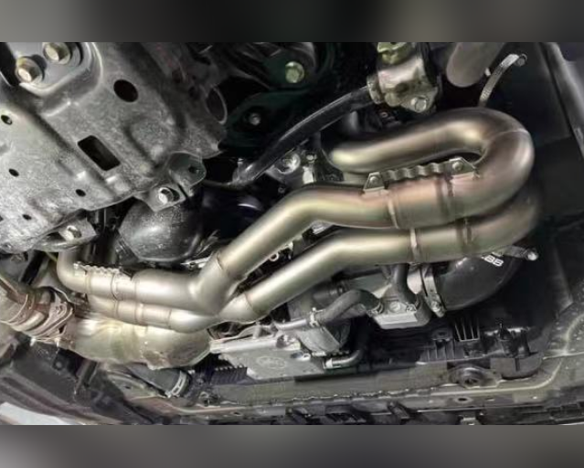 Invidia HS22SW4HDUEL 22-Up Subaru WRX FA24 UNEQUAL Length Header